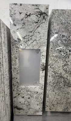 Alaska White 96.inX25.in Real Granite Countertop photo 5